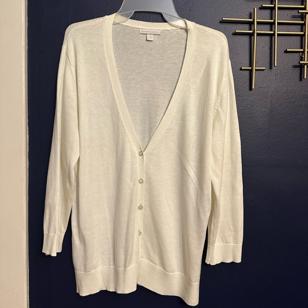 Women’s New York & Company Cardigan Size XL
